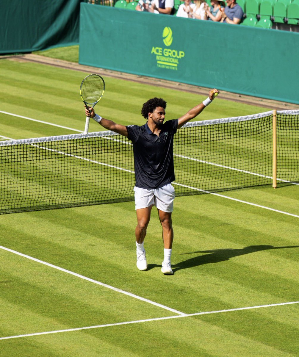filsupdates's tweet photo. 🎾 Arthur Fils projected draw for SW19 🌿

R1:  Collignon 🇧🇪
R2: Berrettini 🇮🇹/ [WC] 🇨🇭 Wawrinka
R3: [15] 🇨🇿 Mensik/ [WC] 🇧🇬 Dimitrov 
R4: [27] 🇫🇷 Humbert / [4] 🇺🇸 Shelton 
QF: [9] 🇮🇹 Cobolli/ [5] 🇦🇺 De Minaur
SF: [6] 🇺🇸 Fritz/ [2] 🇩🇪 Zverev
F: [3] 🇨🇦 Aliassime/ [1] 🇮🇹 Sinner https://t.co/Y6r72LcX3q