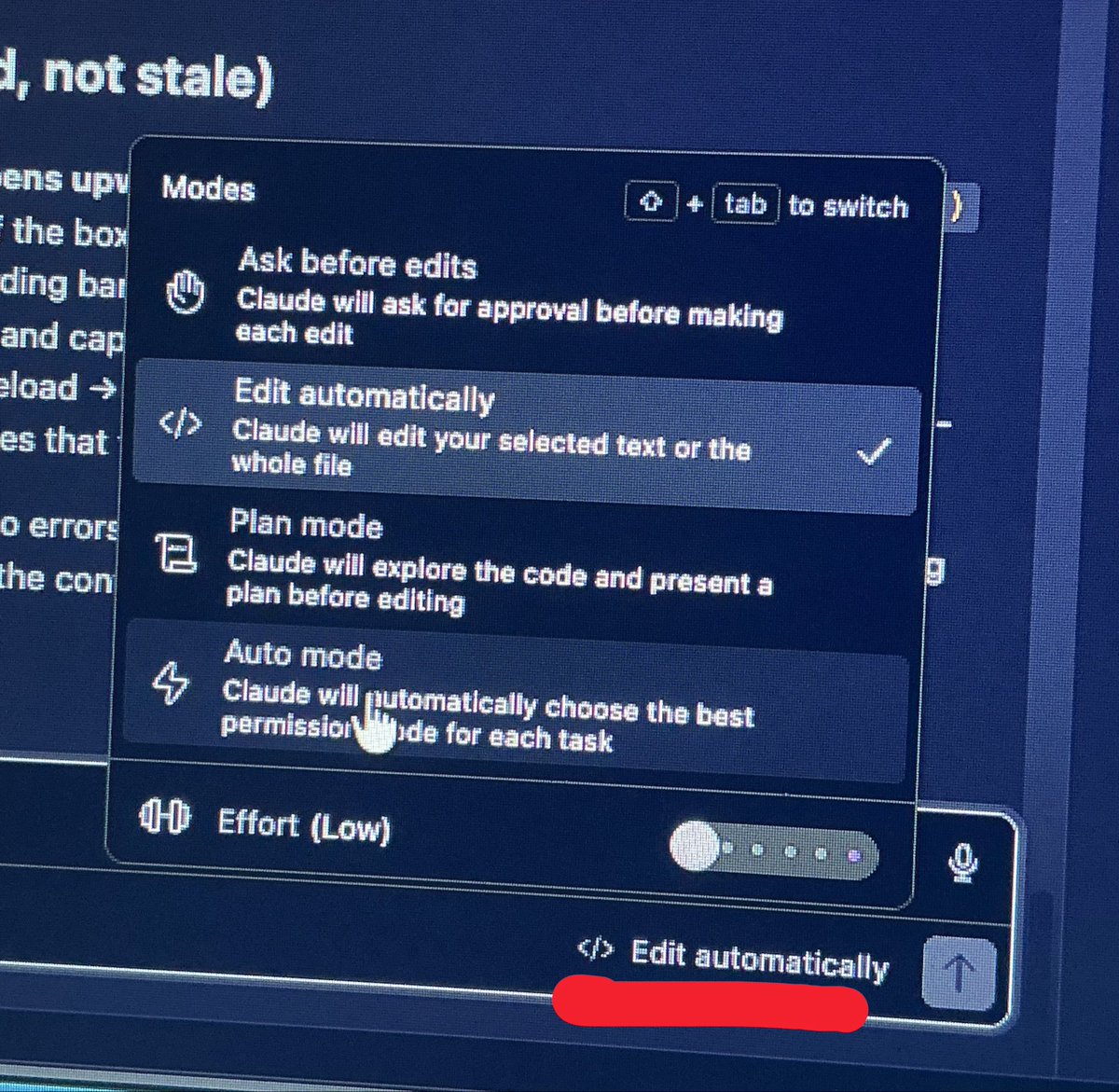 Thbs0804's tweet photo. The most useless option while coding with VS Code and @claudeai https://t.co/4cZqZKx3Cs