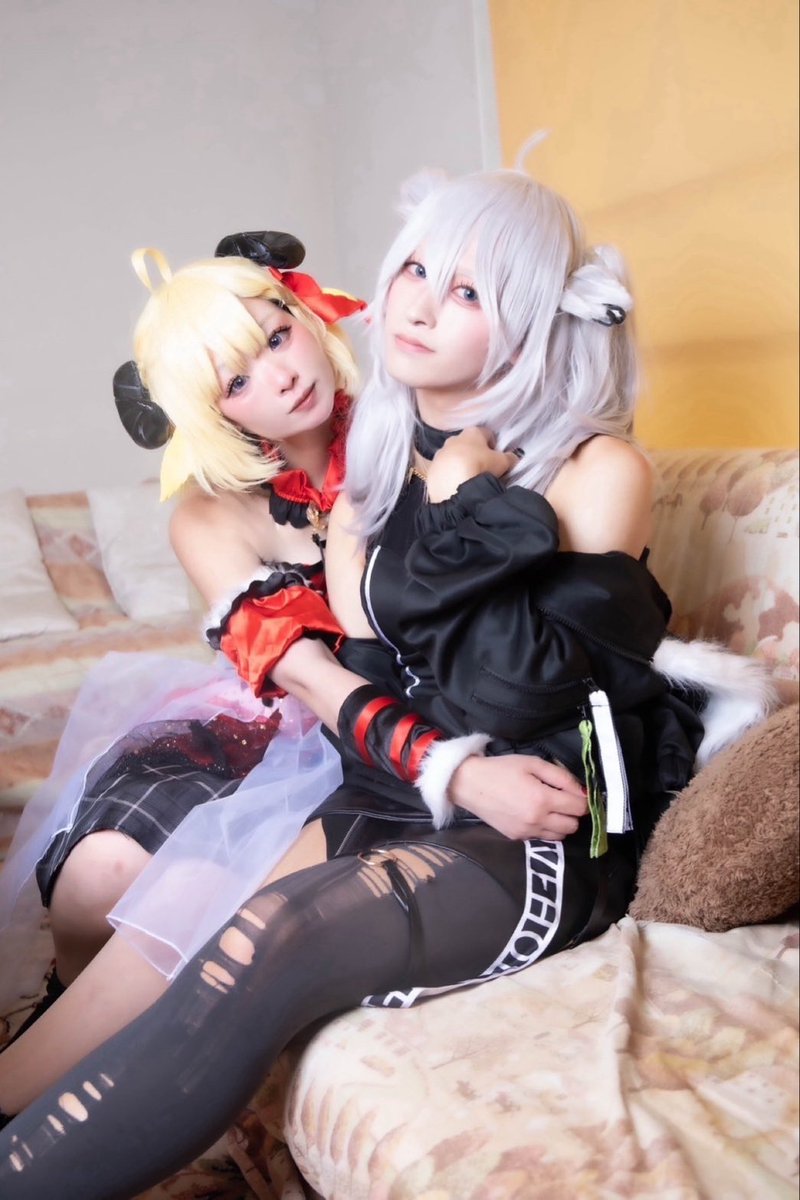 kate_illus's tweet photo. コスプレ / cosplay
ホロライブ/ hololive

獅白ぼたん♌️→@kate_illus 
角巻わため🐏→@oni9tabetaiyo 

📷→@Neneet0323 

運営組ししわた！！

#cosplay 
#ホロピース https://t.co/14QiUnUm3n