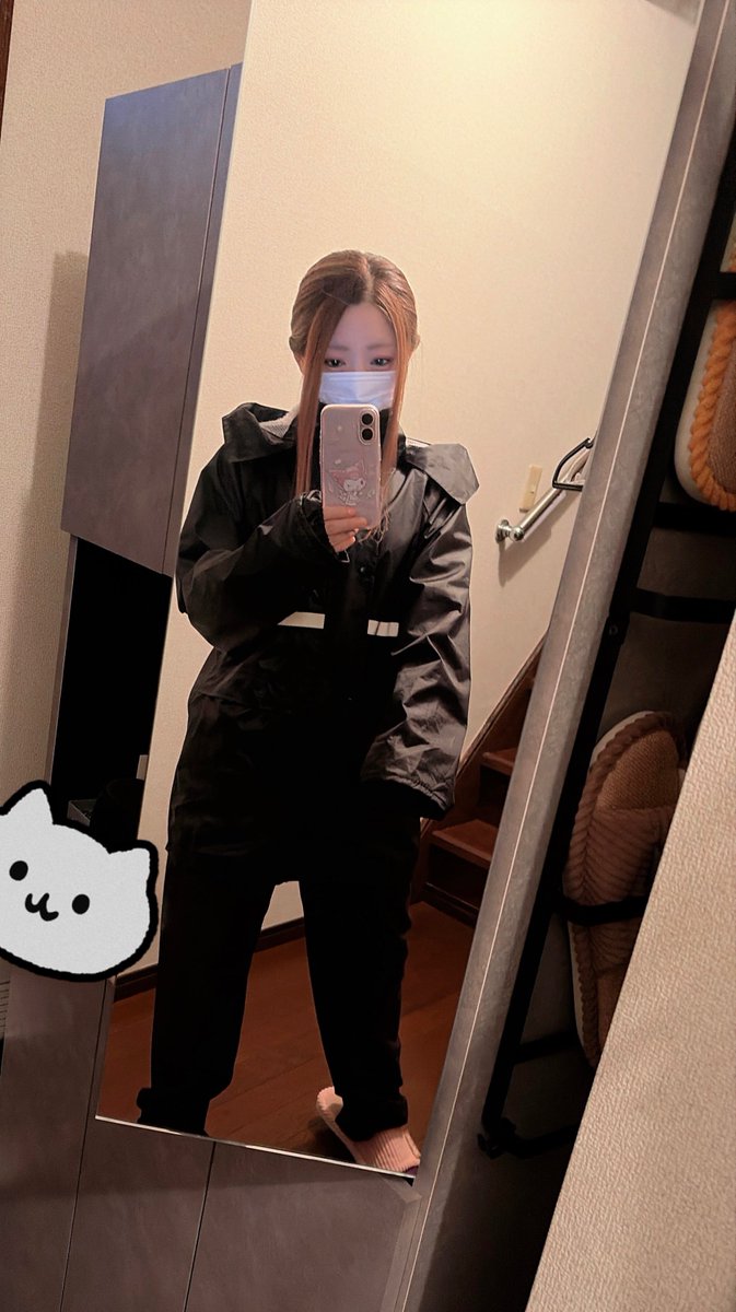 Mikyan27's tweet photo. ちなみに
(なんのちなみにかは無視で)
カッパはAmazonの安い男性用！
ピンクとか赤とか着てたけど
カッパとして成り立たんし
稼働に支障あったから
ガッツリカッパにした！笑
結構お世話なってるけど全然
浸水してこん🫶☺️
可愛さいらん！🥺笑

寝屋川で注文増えてる
通知きたぞ！よし行くぞ！笑 https://t.co/rhjE1gHeAv