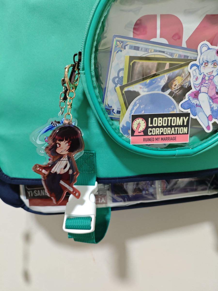 ZipFishu's tweet photo. Big massive cool shoutout to the limvus stall at azurite con I genuinely adore these little keychains and stickers!!! Worth every dollar shaped cent... https://t.co/z7hiW8XCfX