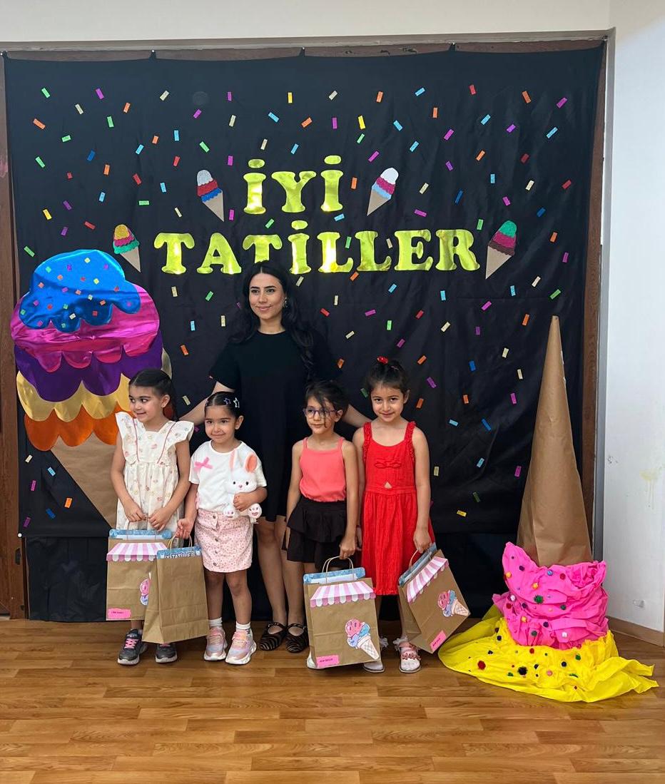 AnaokuluGenc's tweet photo. Bir eğitim öğretim dönemini daha tamamladık. Birinci  sınıfa başlayacaklara  başarılar diliyoruz. 
Sevgili öğrencilerimize güzel anılar biriktirecekleri, dinlenip yeni döneme enerji toplayacakları keyifli bir tatil diliyoruz.
@Tunceli_MEM
@BahameddinK 
@pertek62 
@YunusNozoglu https://t.co/1MyYMLOxef