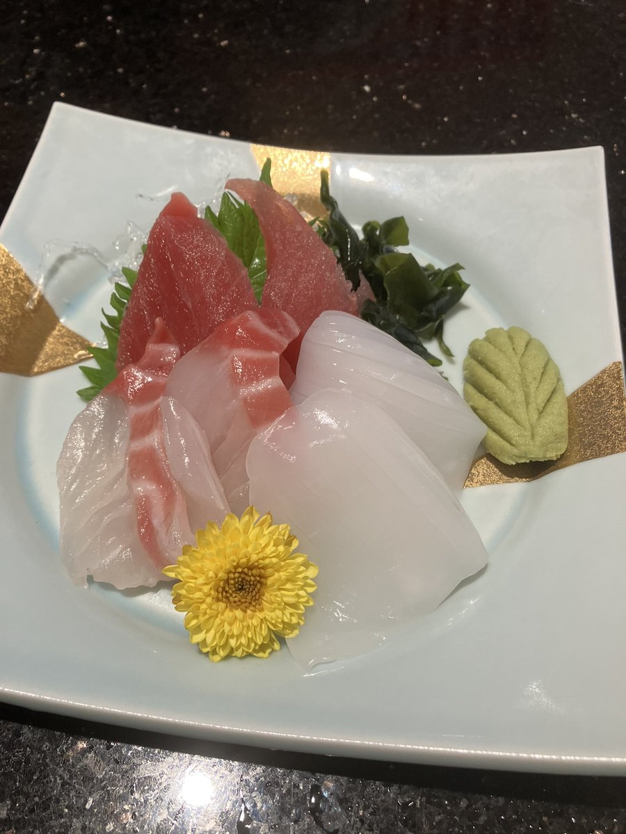 fullms's tweet photo. 定例飲み。寿司屋飲み https://t.co/tFuvIPuNfy