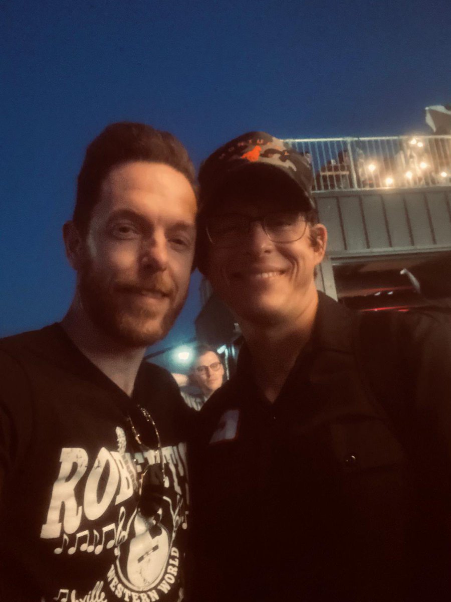 shearaffmusic's tweet photo. So great to see this legend @SWJMusic again last night 🙏 a fascinating insight into his songwriting journey @SignatureBrewBH 🧞♂️ go smash those summer gigs, fella!
#StephenWilsonJr #Songwriting #Americana https://t.co/kHnebnMcSp