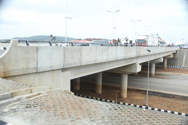 theglittersng's tweet photo. Tinubu Commissions Road And Interchange Linking Jahi And Gwarimpa Districts
President Bola Tinubu has officially commissioned the strategic interchange at the Arterial Road N16 / Ring Road II intersection, seamlessly linking Jahi and Gwarimpa districts of the FCT. @officialABAT https://t.co/d0Wk6yNX1j