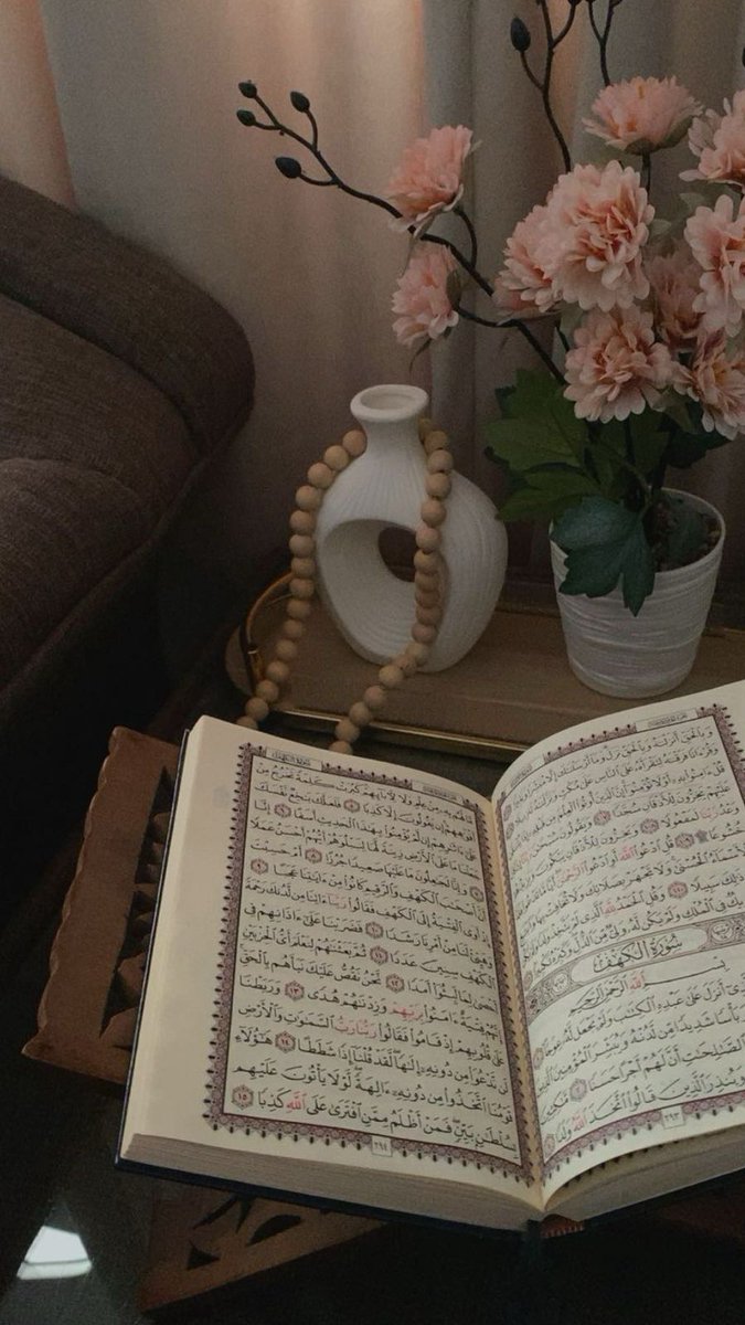 salmas321's tweet photo. قد تتشابه الرسائل شكلاً أو لفظاً لكن صدق
 الود تشعر به القلوب وتلمسه الأنفس ...

جعلنا الله وإياكم من ذوي الأنفس الطيبة
 والقلوب الطاهرة وغفرلنا ولكم ووالدينا
 ووالديكم وجميع المسلمين.. #جمعة_مباركة https://t.co/4R7PQeBFjS
