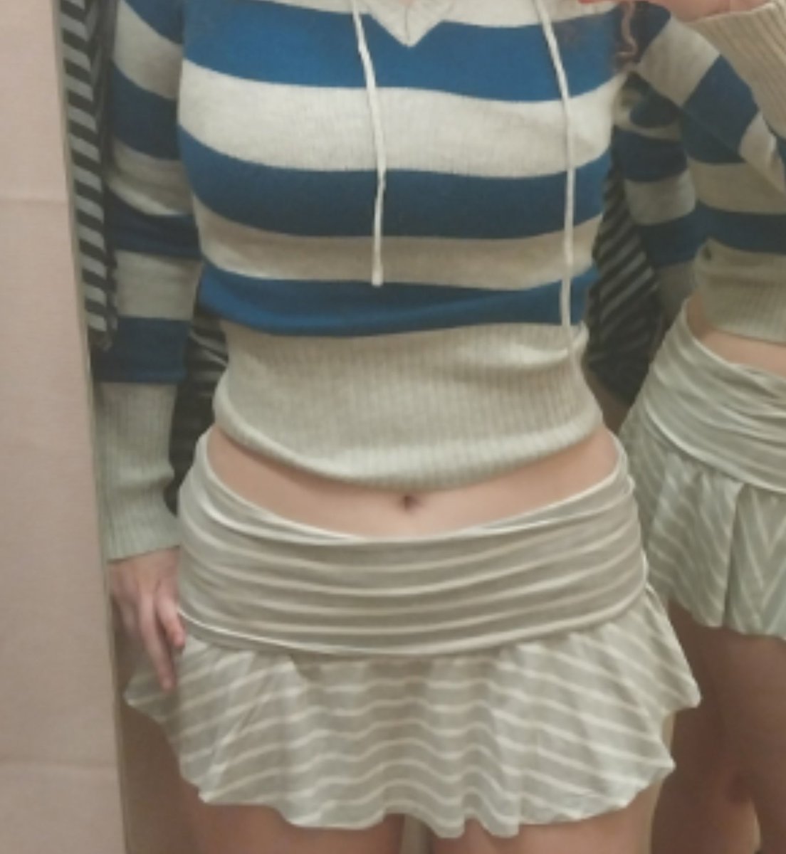 FighterPur56535's tweet photo. Who wants to pay for my shopping? Dm me🥰 

#paypig #findom #sugardaddy https://t.co/IoxnM54S67