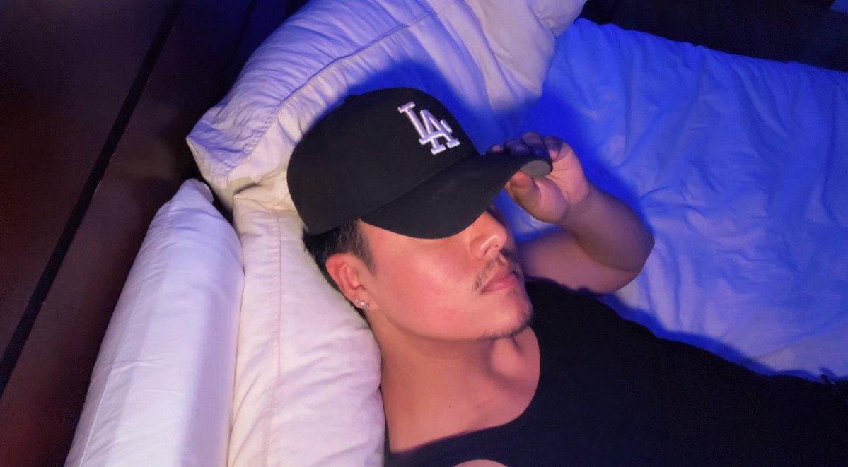 fantasmatvv's tweet photo. At night. https://t.co/h1OAwHfGzD