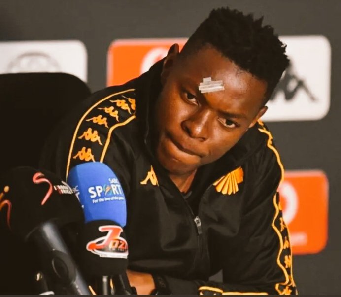 InnocentKhabz's tweet photo. 🌶️🌶️🌶️Confirm yes he's going nowhere💯, new contract signed he will be at Naturena next season 👊👊 https://t.co/GOrvPBQOVs