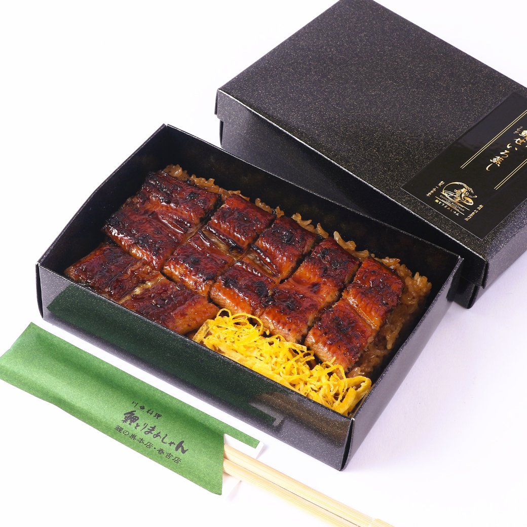 northmall_com's tweet photo. 福岡県久留米市田主丸にある、「鯉とりまぁしゃん」で有名な鯉の巣本店自慢の鰻せいろ蒸し。肉厚の国産鰻を丁寧に焼き上げ、独自製法で仕上げた、お店そのままの味を楽しめる逸品です。詳細はプロフィールのリンクからチェックしてくださいね

#お取り寄せグルメ #うなぎのせいろ蒸し #鰻 https://t.co/k6V3kNPsH4