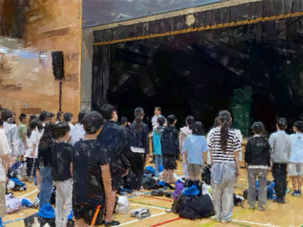 shibauraes's tweet photo. 令和8年6月26日
Bユニットが無事、箱根移動教室から帰ってきました！体育館にて帰校式を行い、引率してくださった方々に感謝の言葉を伝えました。 https://t.co/xVXfNIKcvA