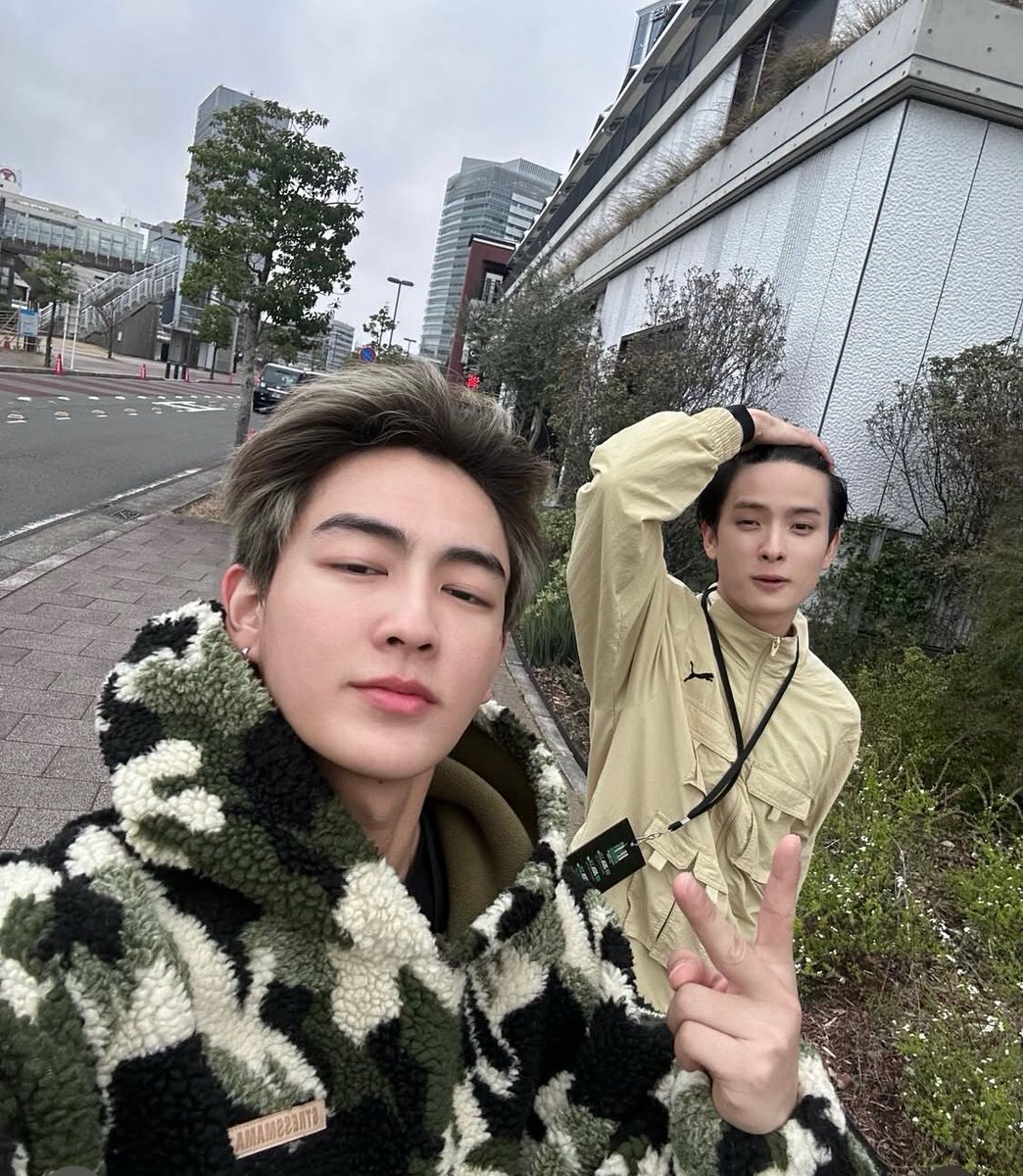 boobabyongl's tweet photo. ได้โปรดปล่อยเบื้องหลังงานนี้มาให้ฉัน แล้วฉันจะโอนทรูมันนี่ให้คุณ @.BUS_SONRAY https://t.co/YGL1P4mpEu