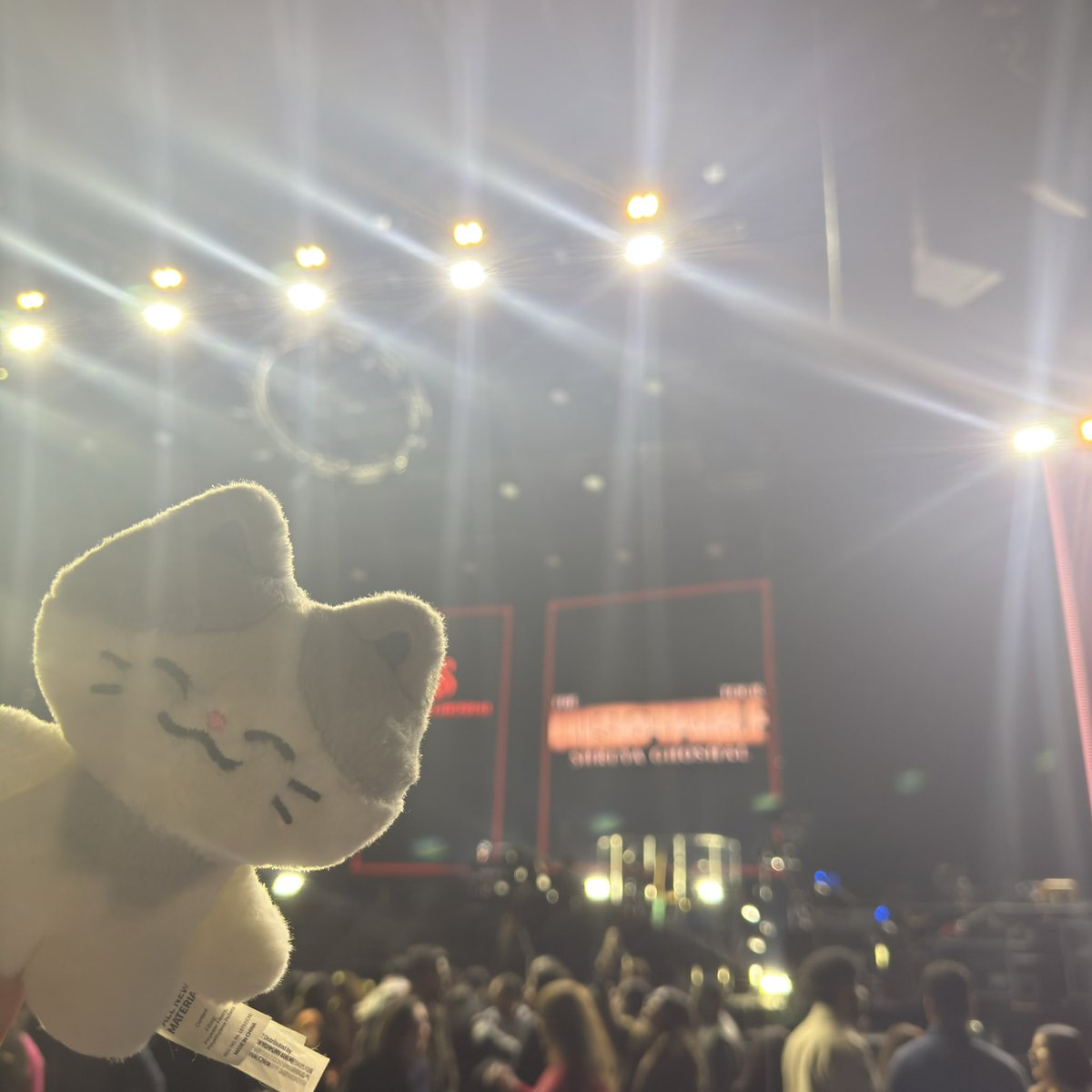 lemyowyd's tweet photo. does czennie mind if lemyo speaks A lil hindi tonight….. https://t.co/6scEzJqJDg