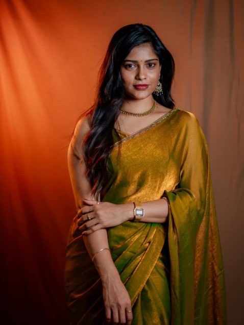 Glamreel's tweet photo. Suma Sri✨💚/2
#Suma #SumaSri https://t.co/KNbbDlEBo9