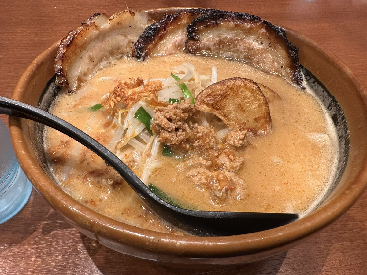 tikinsoul's tweet photo. @KIKKUNmk2 おはようございます。
誘惑に負けた仕事終わりのラーメン🍜は最高です(´；ω；`) https://t.co/m3nt3WYBGS
