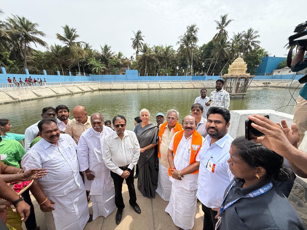 nsitharamanoffc's tweet photo. Glimpses from the ceremony. https://t.co/3Y8gLe2JL4
