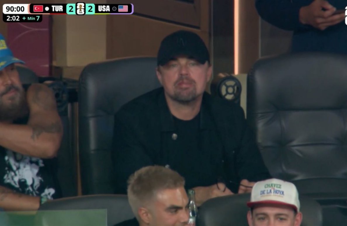 Jerrankingmedi9's tweet photo. 🚨the hottest man in Hollywood Leonardo DiCaprio was in attendance for Turkey and USA game https://t.co/YX7XJv3KOT