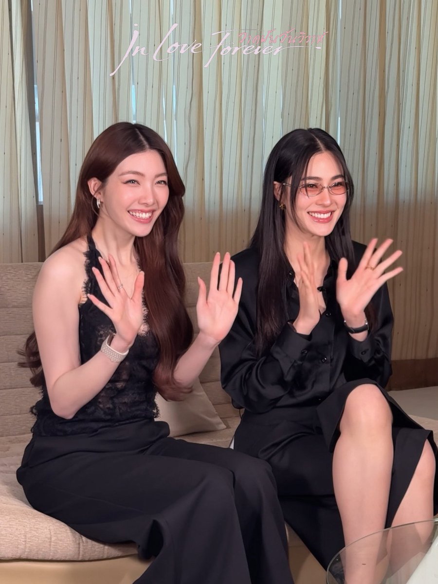 LingOrmCH3's tweet photo. เสิร์ฟลุค “พี่รัญชน์” กับ “น้องนีน” วันนี้ บอกเลยว่าเข้าถึงซิกเนเจอร์เรเยอร์คัสตอมมากกกกก~🤍✨

#วาดฝันวันวิวาห์ #InLoveForeverTheSeries
💍 ทุกวันศุกร์  | เวลา 20:30 น.
💔 ดูทีวีกด33 ดูออนไลน์ที่3Plus
🖋️ ย้อนหลัง 3Plus Premium, Netflix
#LingOrm #หลิงออม https://t.co/Ybo0ld5MuS