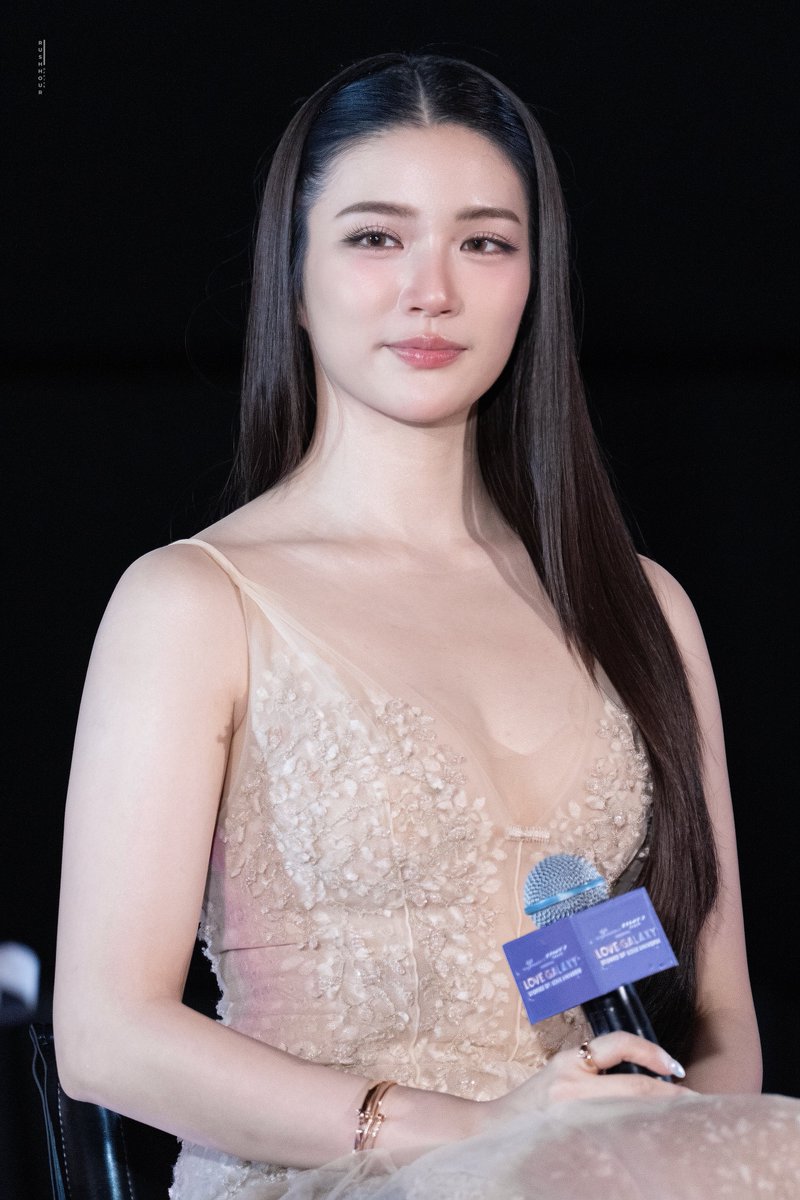 rushhour39's tweet photo. อุนแม่ คิดถึงคนสวยจางงงง

GINJAY PRIDE LOVE GALAXY #SiamParagonxPraewxGinJay 
#GinJay #ginnynatnicha https://t.co/3WrcIfTf83