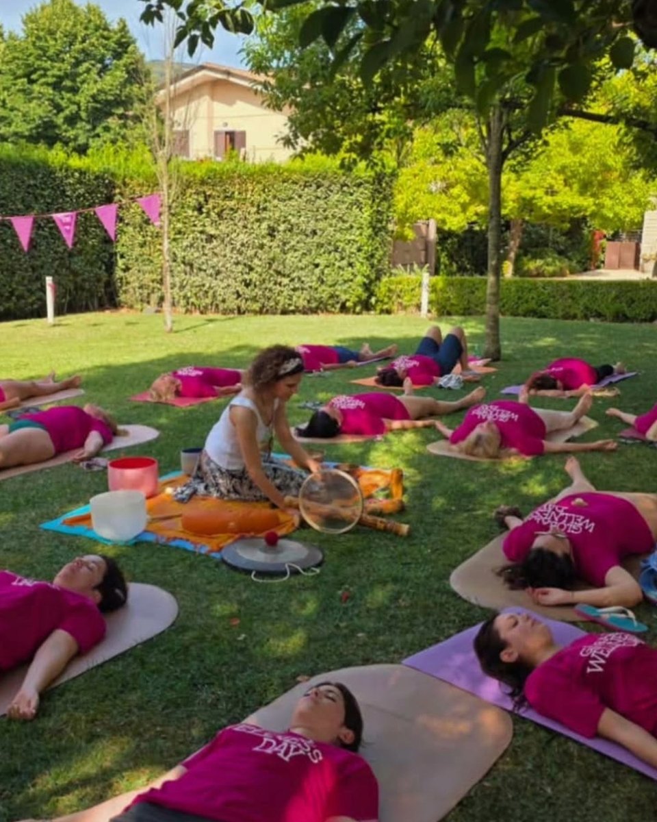 wellness_day's tweet photo. #FlashBackFriday to the GWD 2026 celebrations across Italy, from hugging trees to skincare rituals, everyone embraced #JoyMagenta through joy, nature, and movement. 🍏🌸

#GlobalWellnessDay #JoyMagenta #GWD2026 #GlobalWellnessDayItaly #Italy https://t.co/mkVNNEnsqf