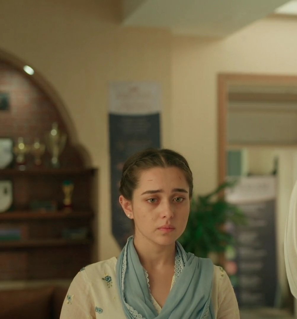 DInactive52531's tweet photo. Some performances are watched. Others are felt.

Rishita brought every emotion to life with such honesty that every expression spoke louder than words. A beautifully restrained and heartfelt performance in today's episode. 👏

#RishitaKothari #SeherHoneKoHai #RishuuFam https://t.co/XfvyXaSv60