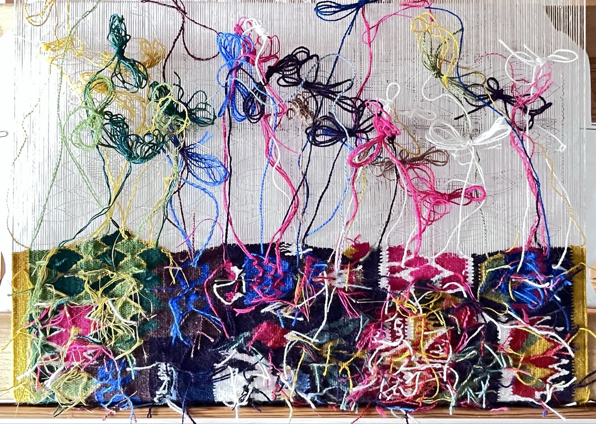 an_textilier's tweet photo. 【#ålderstrappan 】 2026.06.26(1h)

#フレミッシュ織り #weaving #flamskvävnad #textileart  konsthantverk 人生の階段 https://t.co/pHrf70U18T