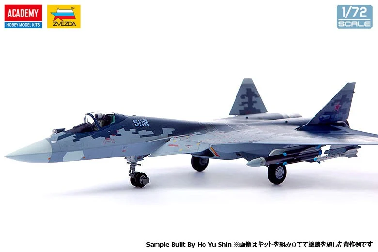 hobbysearch_mm's tweet photo. 【プラモデル再入荷】Academy(アカデミー)
1/72 Su-57 フェロン
https://t.co/dJJdujsAXo
Su-57 (NATOコード Felon) をキット化。
キットは Zvezda(ズベズダ)金型で、コックピットや各種兵装と流麗なフォルムを精密なモールドで表現。
3種のデカールが付属します。
#PAKFA #Su57 https://t.co/6NS5zW7pu3