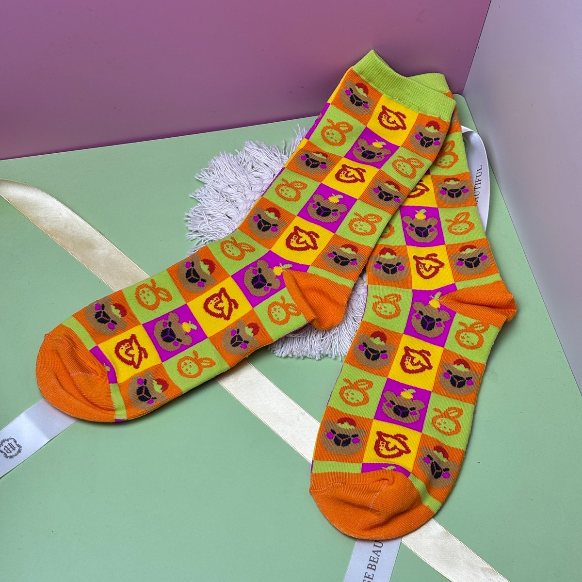 GiftsTigerkin's tweet photo. This is the first time we cooperate with @melimargauxstudio(IG).
She customized socks, keychains and phone charms. She was very satisfied with the effect of socks after confirmed samples before bulk production.
Wish a good selling to her!!
#customsocks #socks #customkeychain https://t.co/NU0kT1mre9