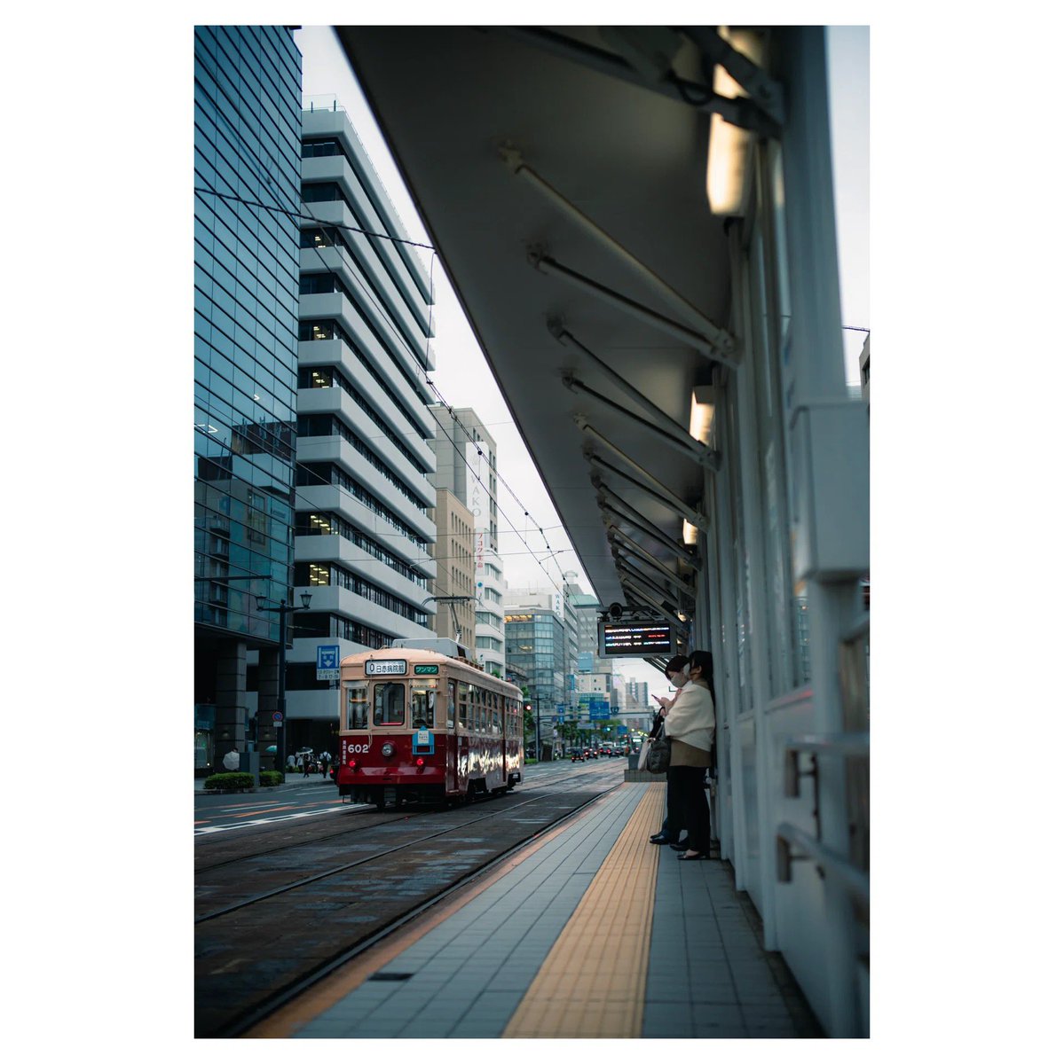 potato_liner's tweet photo. 雨の日にマッチするLightroomプリセットを作りました！
noteで無料公開中です！

是非ダウンロードして使ってみてください！

https://t.co/i27TcOjbe2 https://t.co/3Js5G9pjin