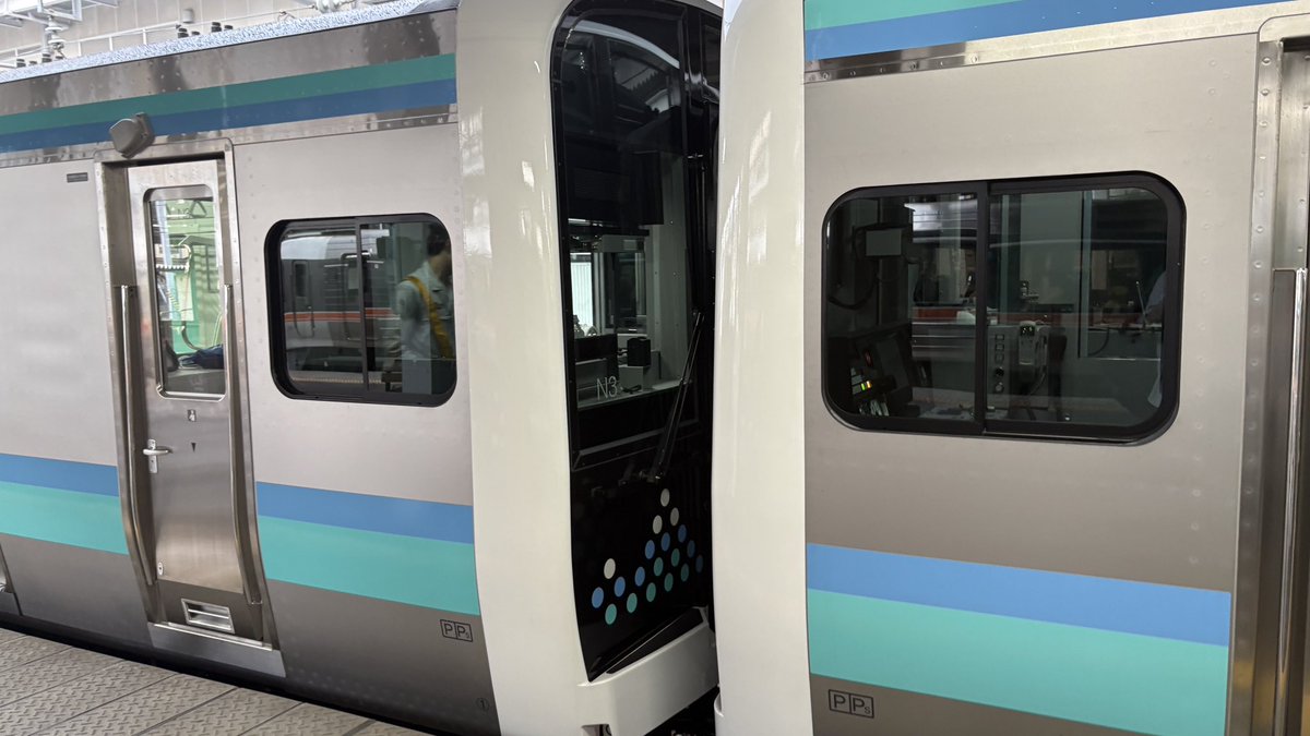 210_3054train's tweet photo. 試9451M
E131系、まさかの3番着からの折り返しです https://t.co/G7etVfP98n