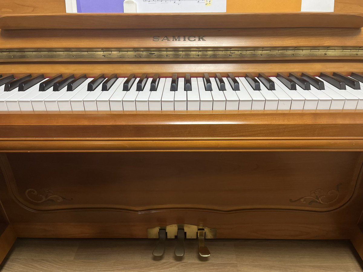 solmirfather's tweet photo. 쉬는 날.이라 (6/26,금) 오후엔 오랜만에 퍄노 🎹 
.
#스위트홈(인천.계양) https://t.co/G1jhncA0kz