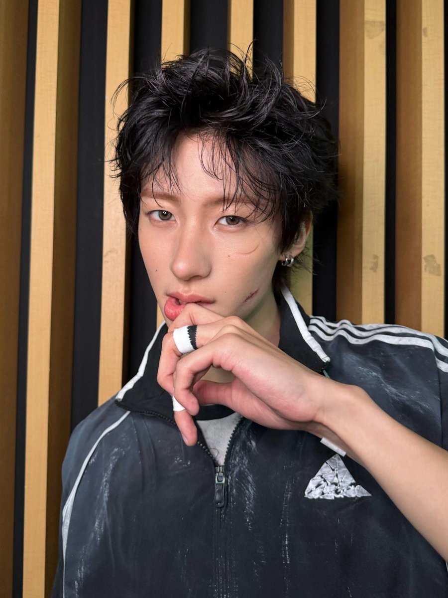 Janton's tweet photo. @parkmimju https://t.co/W2ZQXzFky3