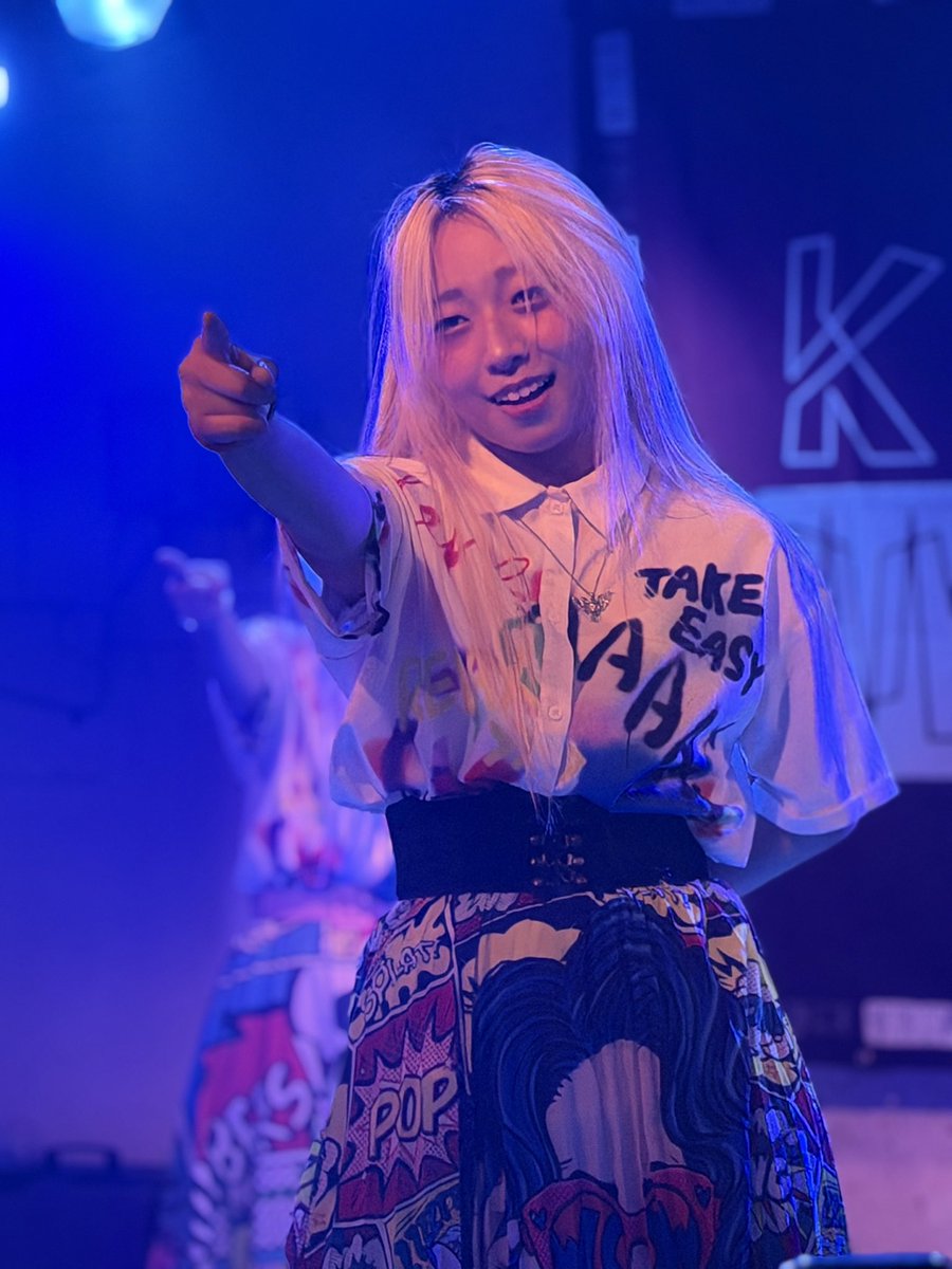 shomusub's tweet photo. アーヤネンは表情が豊かで
ライブ見てて元気が出るし惹き込まれる

🚩BADKNee presents
　　"BADKNee FREE"
#スパレプ　#BADKNee https://t.co/PeO2Y77Jc7