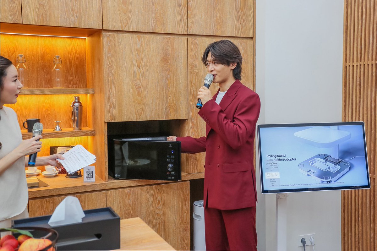 itaeminho's tweet photo. 260624 Minho at LG Housewarming Event in Jakarta.

photo by: LG Electronics

#Minho #SHINee https://t.co/gCl3MYArVn