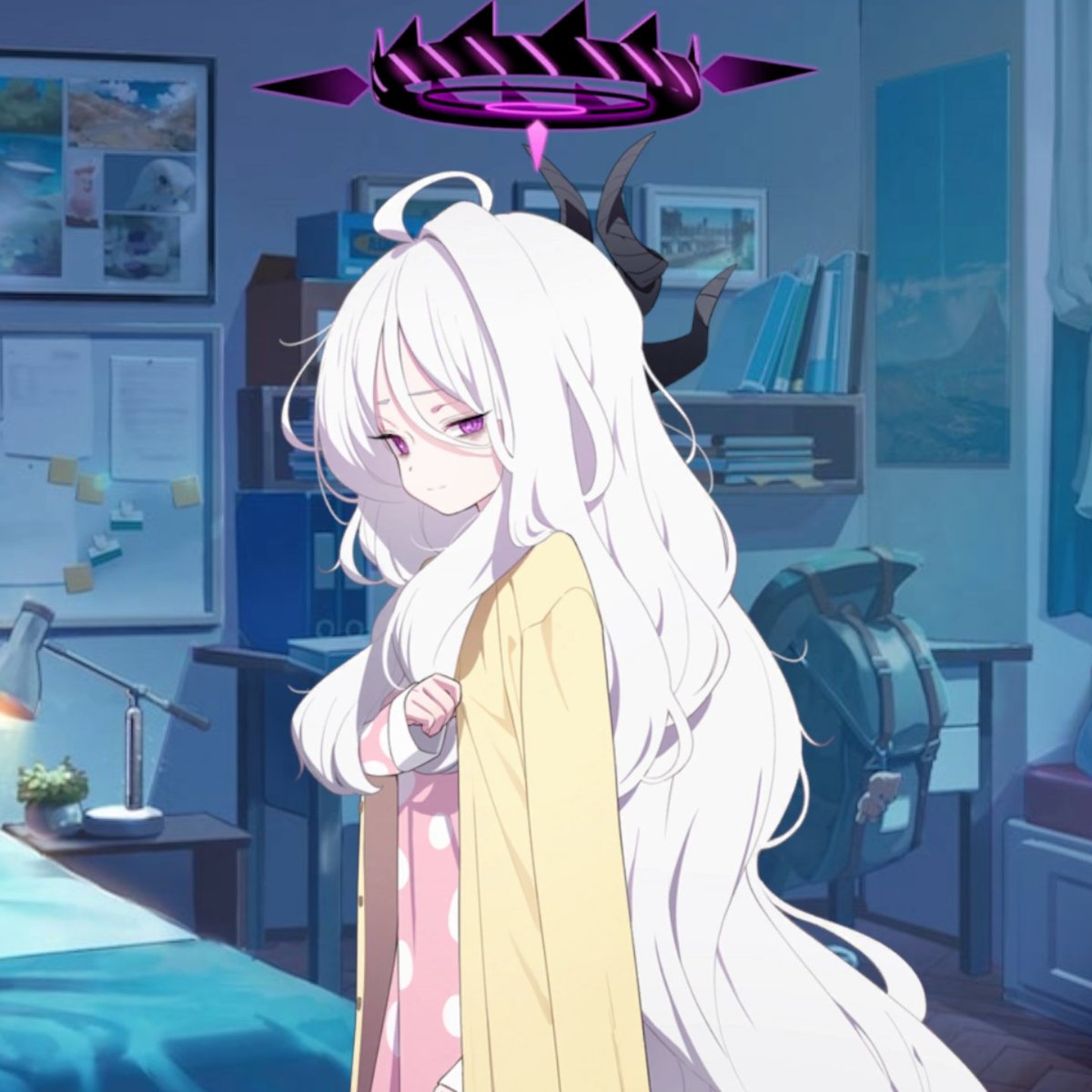 EGOMA960's tweet photo. ヒナ、おはよう。よく眠れた？
朝ごはん出来てるよ。

んん……おはよ、先生。

今日はとても珍しいヒナの休日。

まだ少し眠そうなヒナを座らせ、
作った朝食を出してあげる。

ヒナ、食べさせてあげようか？

こ、子供じゃないんだから……

小さな口を開け、
メインのハムチーズホットサンドに
かぶりつくヒナ。

カリッカリのパンに潜む
トロトロになったチーズが、
ハムの塩気と相まって
素晴らしいハーモニーを奏でる。

おいひぃ……

普段は忙しくて味わう暇がない
朝食をヒナはゆっくりと堪能する。

デザートのフルーツヨーグルトまで
しっかり完食するヒナ。

ごちそうさまでした。

全部食べてくれてありがとう。
私は洗い物するから
ヒナは朝の身支度しててね。

ありがとう先生。

洗顔を済ませ、さっぱりしたヒナ。

今日はとてもいい日になりそう。

朝から美味しいご飯を食べれて……

先生にも出会えて………………先生？

せせせせせっ先生⁉️⁉️⁉️⁉️⁉️
なんで私の家にいるの⁉️⁉️⁉️⁉️⁉️

ヒナが可愛いから？

答えになってない‼️‼️‼️‼️‼️

｢明日は休日だから起こして欲しい｣

二徹状態で送ったモモトークに
まだ気づかないヒナなのでした。
