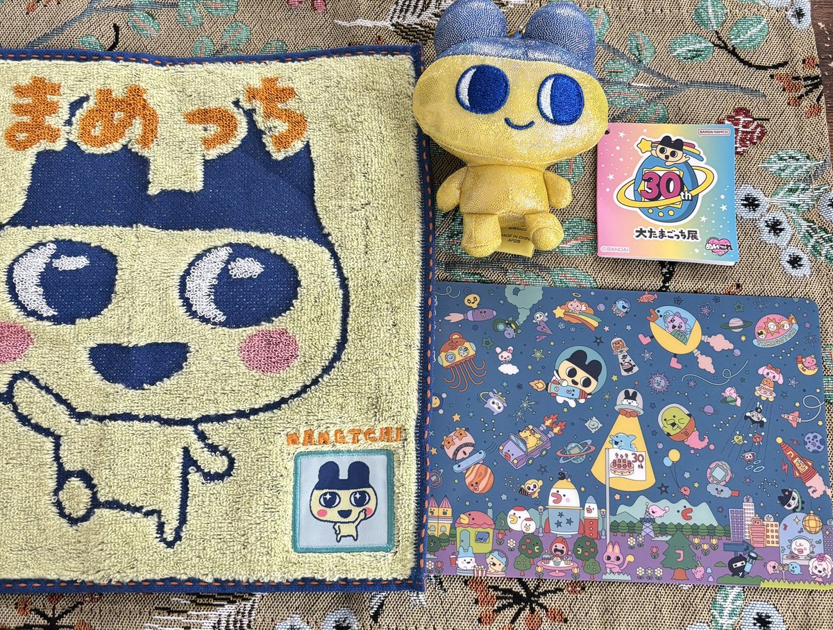aoblue1990's tweet photo. マスコットとハンカチと下敷き買った💸かわいいんだ〜これが https://t.co/tJvaOr8ZSD