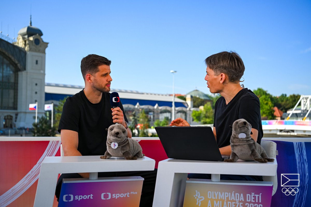 CzechTV's tweet photo. Česká televize denně pokrývala Olympiádu dětí a mládeže, která se konala v @PrahaEU od 21. do 25. června.

Největší multisportovní akce pro mládež v Česku celkově zasáhla na @sportCT 598 tisíc diváků starších čtyř let.

Přenosy na online platformách ČT zaznamenaly 170 tisíc spuštění.

📊 ATO-Nielsen, 25. 6. 2026, Live+TS0–3, BS, PEM-D, GA
📸 @olympijskytym