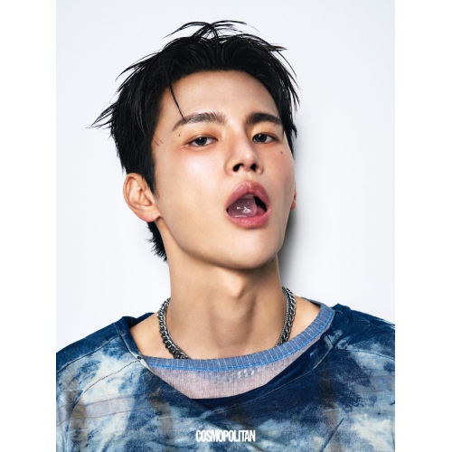 Koari_korea's tweet photo. 【SHOP】
今週のKOARI売れ筋ランキング👑※6/26時点

1位　ドラマ「#素晴らしき新世界」台本集 [全2巻/ブックケースエディション]
https://t.co/GLOEwBXmvm

2位　【豪華版】「2026 THE CHIMIRO IN JAPAN」DVD
https://t.co/xCYqPQlnWT

3位　【通常版】「2026 THE CHIMIRO IN JAPAN」DVD
https://t.co/9iABS3pPI6

4位　(#ソ・イングク 翻訳付き) COSMOPOLITAN 2026.7月号
https://t.co/yzVmUVfyOC

5位　(#キム・ジウォン 翻訳付き) allure 2026.7月号
https://t.co/OlRk7juQcf

#CHIMIRO #チミロ #ソイングク #キムジウォン