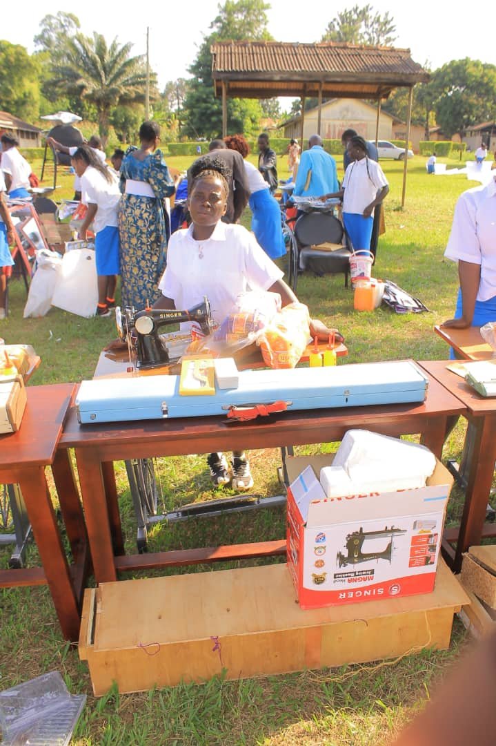 Mglsd_UG's tweet photo. @PBYONANEBYE @AggreyKibenge @GCICUganda @Educ_SportsUg @MoLGUganda In pictures; Finalists at Mpumudde Rehabilitation Centre recieved their kits after the Assessment. Empowerment of  Persons with Disabilities contributes to economic development.  @Mglsd_UG is in the process of enrolling the next cohort of learners. https://t.co/vZoVX5DxKT