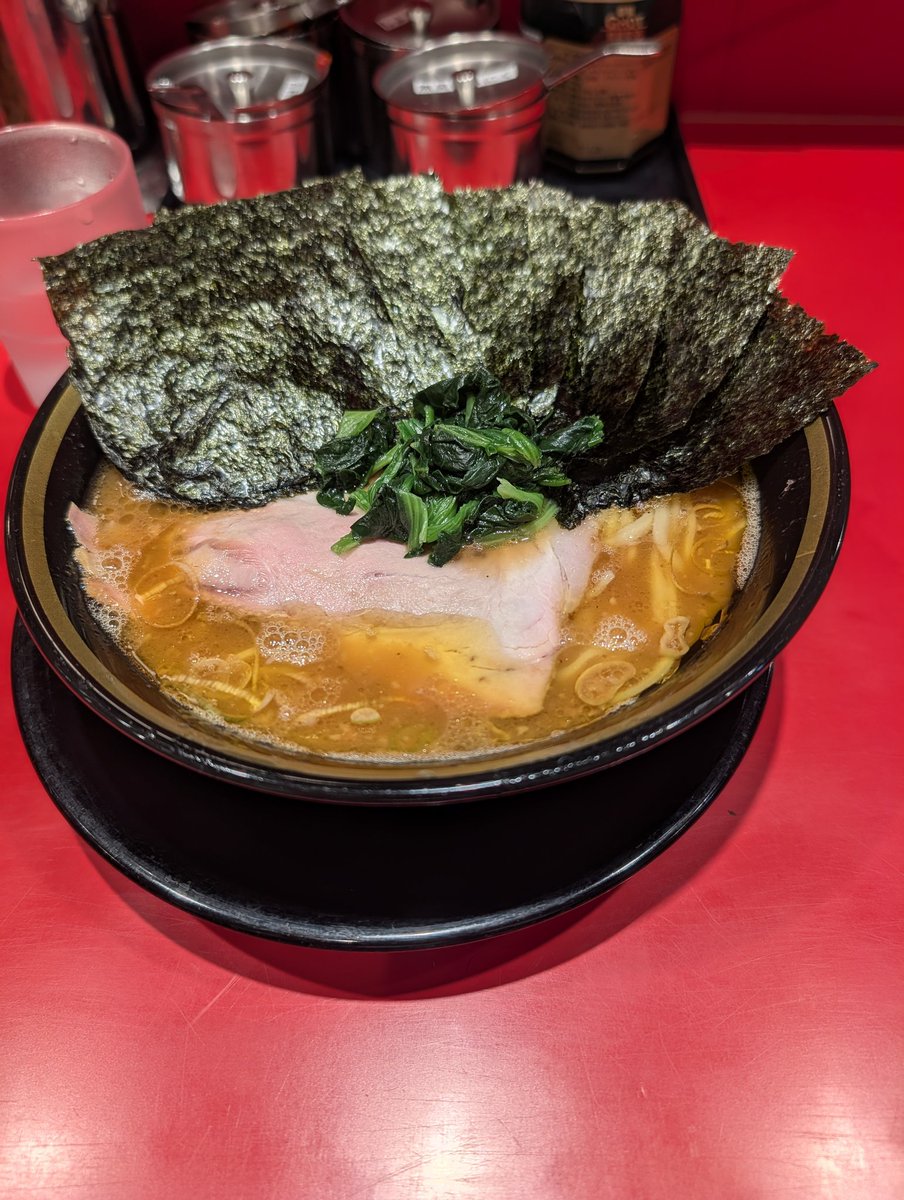 nightfallrep's tweet photo. 研修で川崎に来たのでラーメン食べてaliveさんへ。
綺麗なジャンセンが気になりましたがやはりスペースの問題が… https://t.co/nLc0YMSnGU