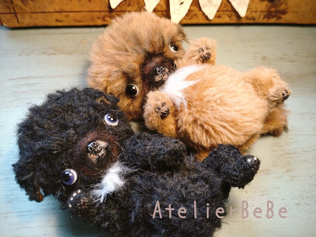 hyssopbebe's tweet photo. いよいよ明日からです♪
🧸みたいな黒ペキさんとクタもふのペキさんがお出かけします　

◆明日明後日🌀大雨予報につき抽選作品はご来廊またはメールでもご応募可となっています↓
 よろしくお願い致します⛑️🙏

@spanart_gallery 様
#銀座動物園
#スパンアートギャラリー https://t.co/Hg5dUuHglK