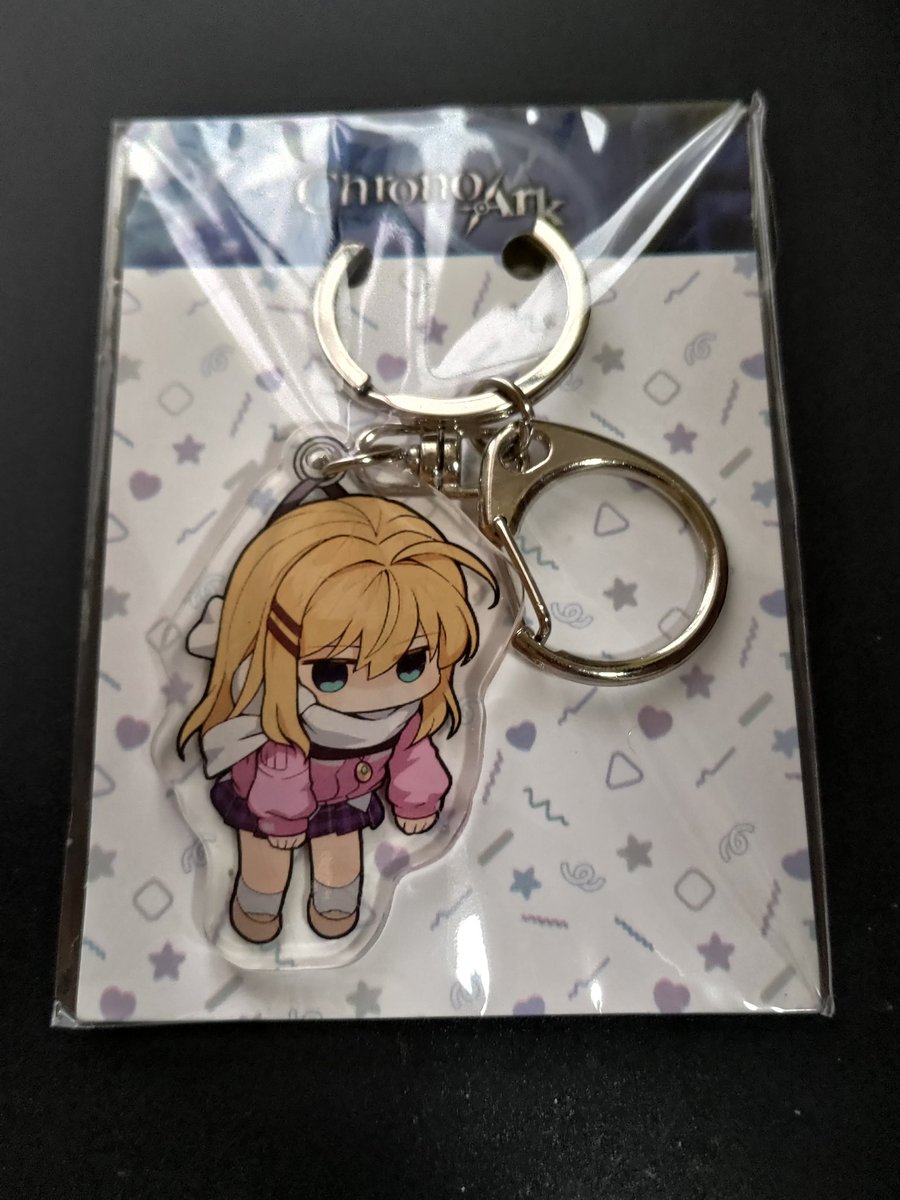 invoker_wwq's tweet photo. うひょ〜っ推シのルシーアクキー届いた!とりまスタンドマイクにぶらぶらさせておく
#クロノアーク #ChronoArk https://t.co/GB76ckErgF