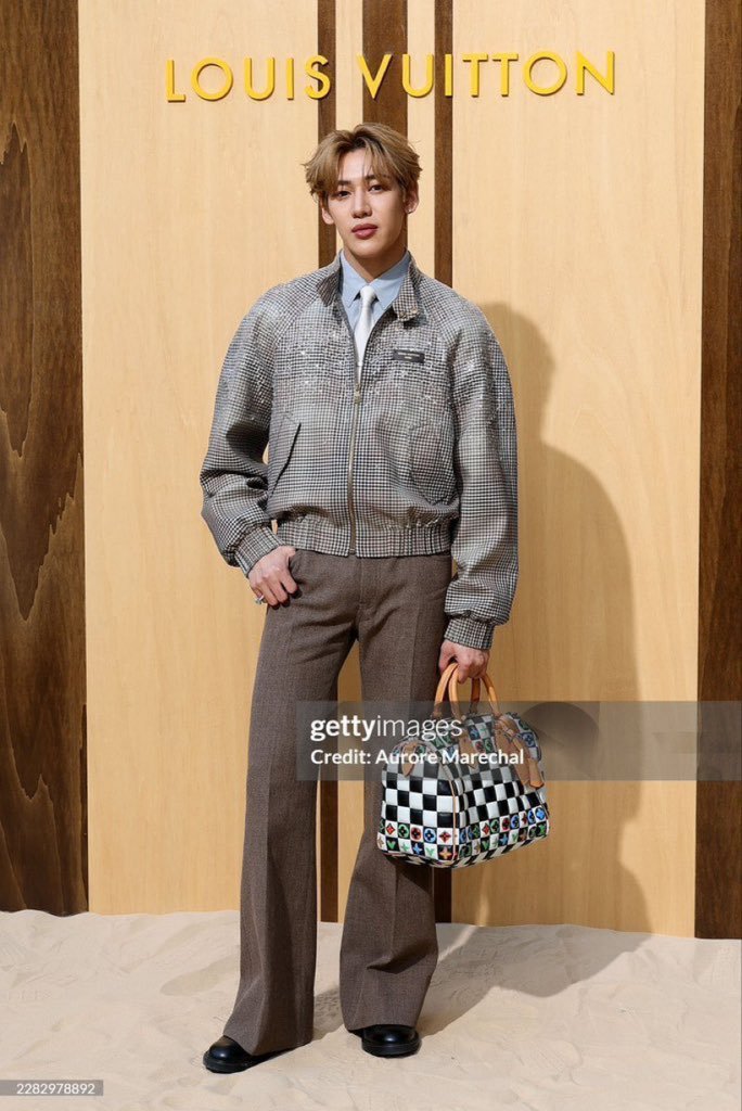 nuoomnongawa's tweet photo. แบมมี่ เมนแบม คนรักแบม มามุงด่วนจร้าาา
#BamBamxLVMenSS27 #PharrellWilliams #BamBam #LVMenSS27 #LouisVuitton
@BamBam1A @LouisVuitton https://t.co/LxxHRpOPTm