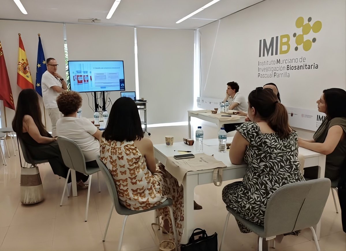 ocailabes's tweet photo. Seguimos trabajando por una investigación más participativa, responsable y centrada en las necesidades reales de la sociedad. 🔬
Esta iniciativa forma parte del proyecto europeo REINFORCING. 

Porque investigar también es escuchar. 👂 https://t.co/3yJRptkbAk