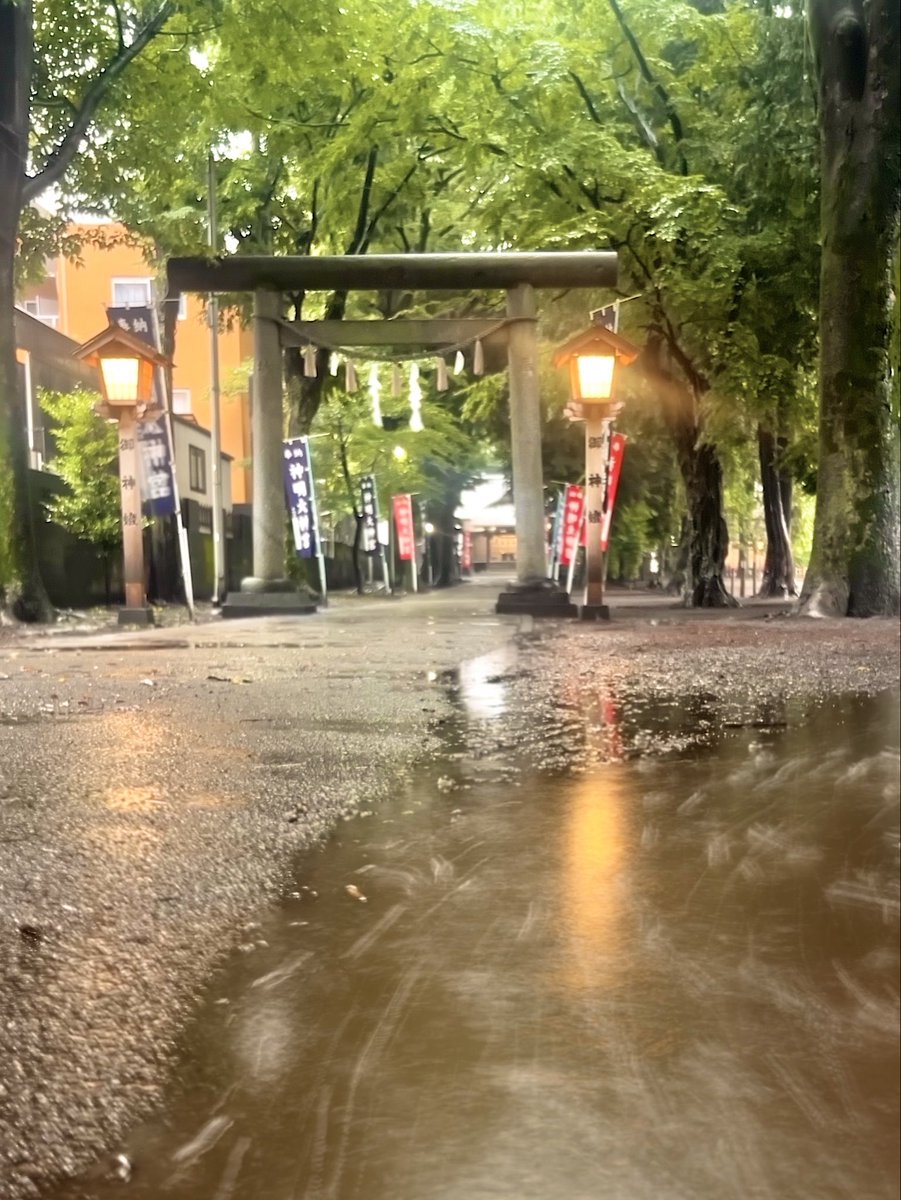 meguri_tw's tweet photo. 6月27日(土)
橋本骨とう市　中止のお知らせ‼️

明日は、橋本骨とう市開催予定日ですが
大雨予報のため、残念ながら中止になりました。
また来月、どうぞよろしくお願いします☕️ https://t.co/tT5WhEXMUZ
