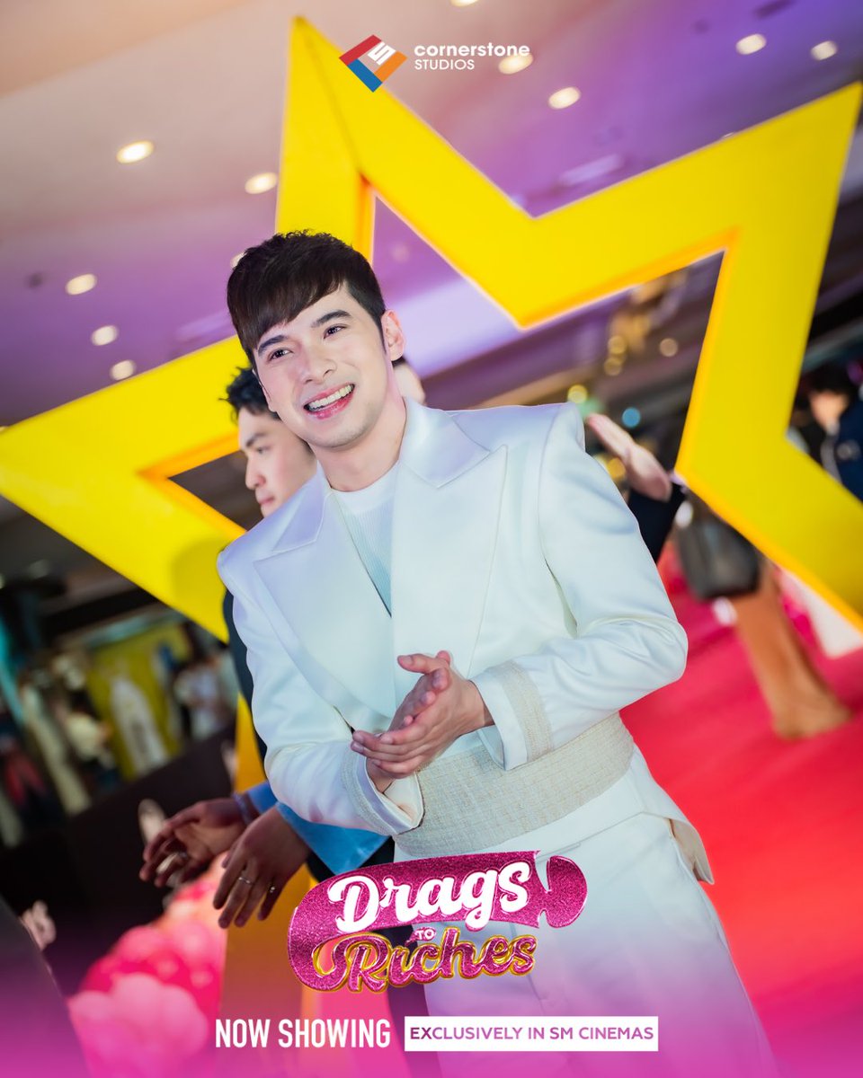 cornerstone_ofc's tweet photo. ISANG GABI NG KILIG AT TAWANAN! 🩷

Sinalubong ang main cast na sina Inigo Pascual, Christian Bables, at Elijah Canlas, kasama ni Direk Victor Villanueva ng mga bumisita sa Pink Carpet Premiere! 

Bitin ka ba sa kulitan ng cast? https://t.co/dAYqrvDTug