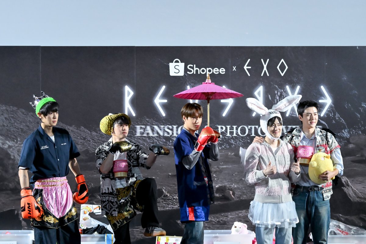 ShopeeTH's tweet photo. ศูนย์รวมความหล่อของจักรวาล

#ShopeeTH #ShopeeTHxSMTrue #EXO #weareoneEXO #ShopeexEXOFansignandPhotoEvent https://t.co/lEtuhEUxzd