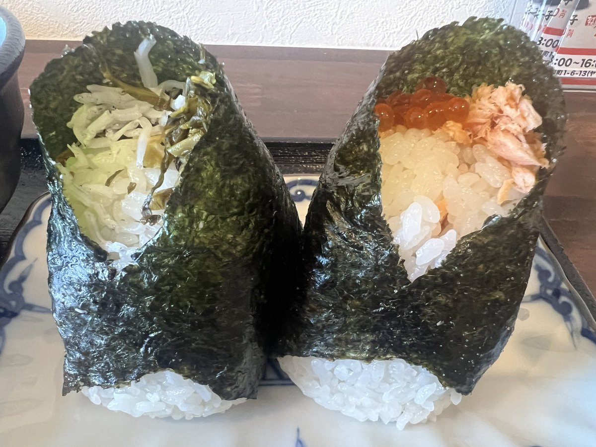 masu2705's tweet photo. #おにぎり豚汁 三ッ丸
#おにぎり
#豚汁
#香川県
#丸亀市天満町1-6-13
#激戦
#並ぶ
#でらうまぁ
★★★★☆
安定の美味しさ♡
#おにぎり男子
#おにぎり好きと繋がりたい https://t.co/rP31nxaICi