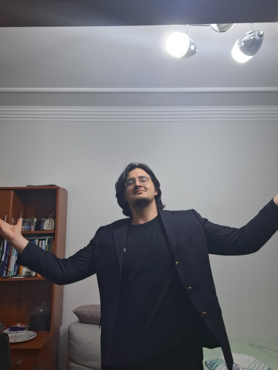 EmecEmre41758's tweet photo. 3. Dönem out
Yks in https://t.co/dlgCLT6QbS