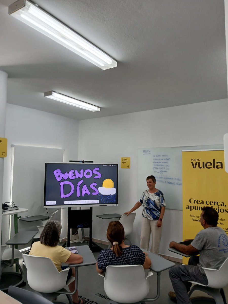 SPSerrania's tweet photo. Isabel Peña ( Enfemeria Familiar y Comunitaria) Alpandeire, Cartajima, Júzcar y Faraján para realizar talleres de prevención de los efectos  negativos del calor sobre la salud; estas sesiones tratan de informar y sensibilizar a la población sobre medidas de autoprotección. https://t.co/WWjpmXF15G